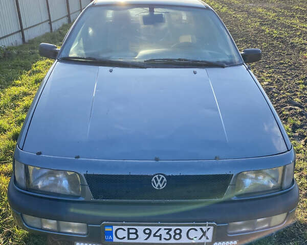 Синий Фольксваген Пассат, объемом двигателя 1.78 л и пробегом 500 тыс. км за 1150 $, фото 1 на Automoto.ua