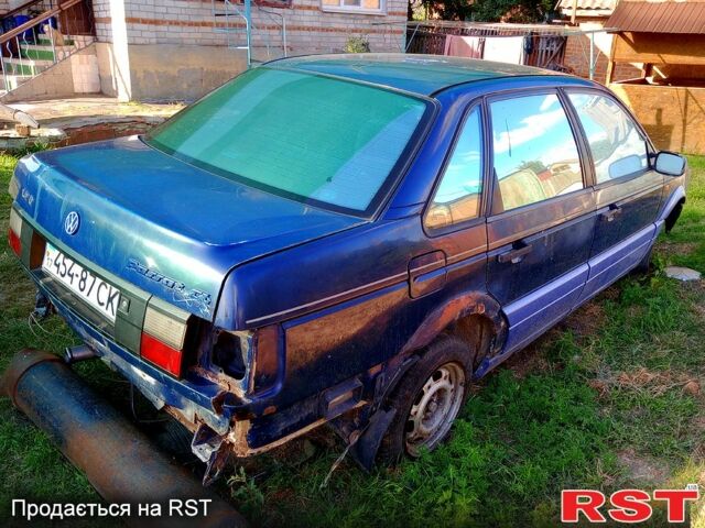 Синий Фольксваген Пассат, объемом двигателя 1.9 л и пробегом 111 тыс. км за 400 $, фото 1 на Automoto.ua