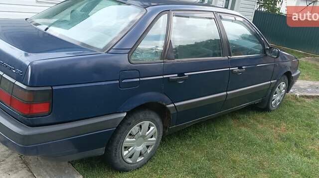 Синий Фольксваген Пассат, объемом двигателя 1.9 л и пробегом 100 тыс. км за 1950 $, фото 1 на Automoto.ua