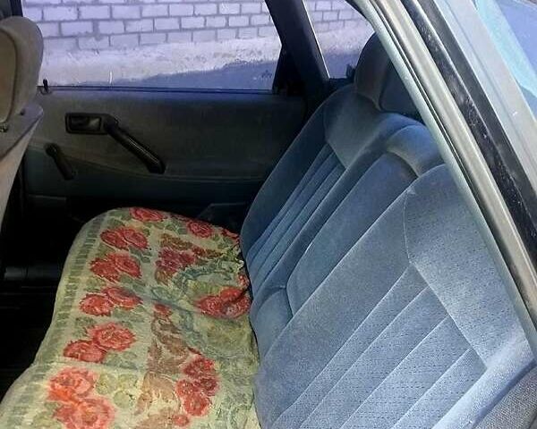 Синий Фольксваген Пассат, объемом двигателя 2 л и пробегом 400 тыс. км за 1500 $, фото 1 на Automoto.ua