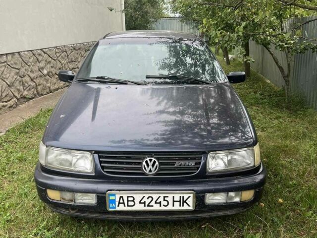 Синий Фольксваген Пассат, объемом двигателя 0 л и пробегом 300 тыс. км за 1400 $, фото 1 на Automoto.ua