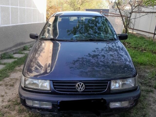 Синий Фольксваген Пассат, объемом двигателя 0 л и пробегом 528 тыс. км за 2400 $, фото 1 на Automoto.ua