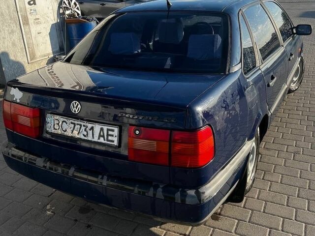 Синій Фольксваген Пассат, об'ємом двигуна 1.8 л та пробігом 304 тис. км за 1699 $, фото 1 на Automoto.ua