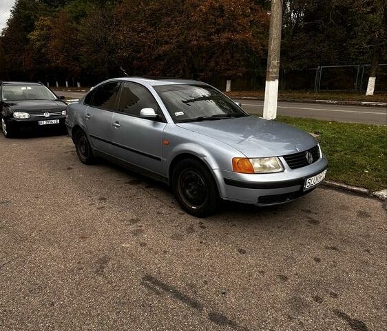 Синій Фольксваген Пассат, об'ємом двигуна 1.9 л та пробігом 450 тис. км за 2000 $, фото 1 на Automoto.ua