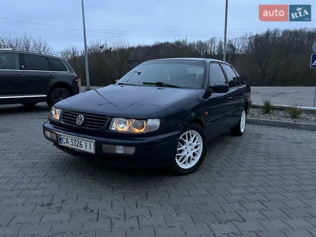 Синій Фольксваген Пассат, об'ємом двигуна 1.98 л та пробігом 100 тис. км за 1800 $, фото 1 на Automoto.ua