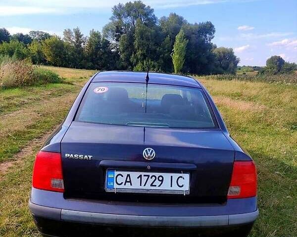 Синій Фольксваген Пассат, об'ємом двигуна 1.6 л та пробігом 355 тис. км за 3500 $, фото 1 на Automoto.ua
