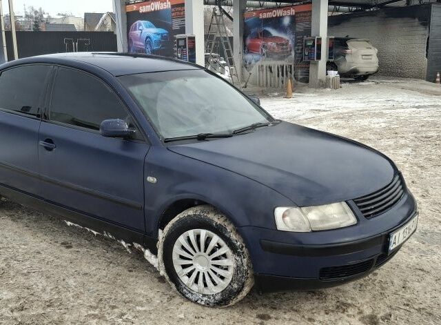 Синій Фольксваген Пассат, об'ємом двигуна 1.8 л та пробігом 475 тис. км за 2750 $, фото 1 на Automoto.ua