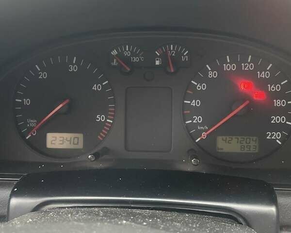 Синий Фольксваген Пассат, объемом двигателя 1.9 л и пробегом 427 тыс. км за 3500 $, фото 1 на Automoto.ua