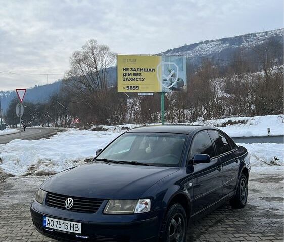 Синий Фольксваген Пассат, объемом двигателя 1.9 л и пробегом 450 тыс. км за 2399 $, фото 1 на Automoto.ua