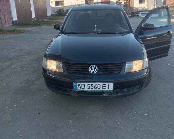 Синій Фольксваген Пассат, об'ємом двигуна 1.78 л та пробігом 447 тис. км за 2900 $, фото 1 на Automoto.ua