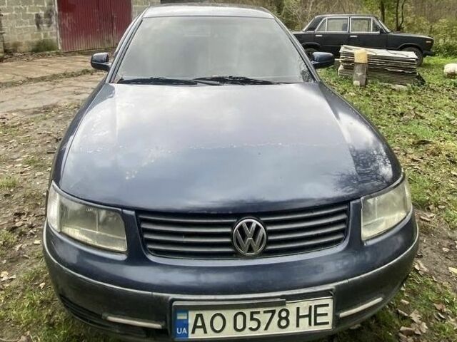 Синій Фольксваген Пассат, об'ємом двигуна 1.9 л та пробігом 400 тис. км за 1996 $, фото 1 на Automoto.ua