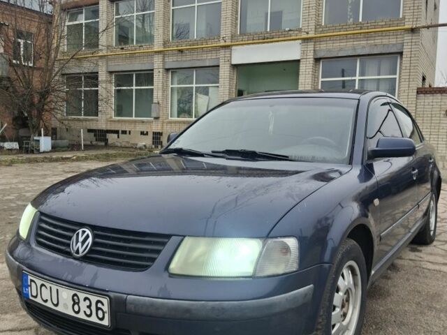 Синій Фольксваген Пассат, об'ємом двигуна 1.8 л та пробігом 111 тис. км за 1750 $, фото 1 на Automoto.ua