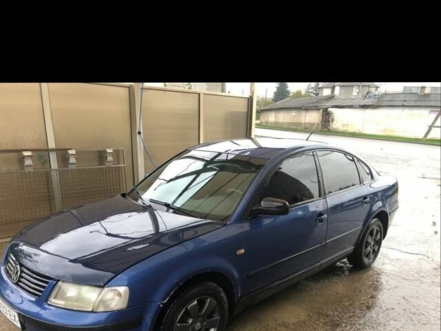Синий Фольксваген Пассат, объемом двигателя 1.9 л и пробегом 360 тыс. км за 3700 $, фото 1 на Automoto.ua