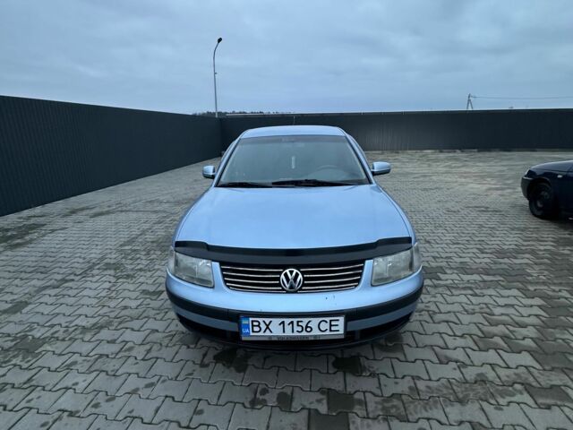 Синий Фольксваген Пассат, объемом двигателя 1.8 л и пробегом 318 тыс. км за 3500 $, фото 1 на Automoto.ua