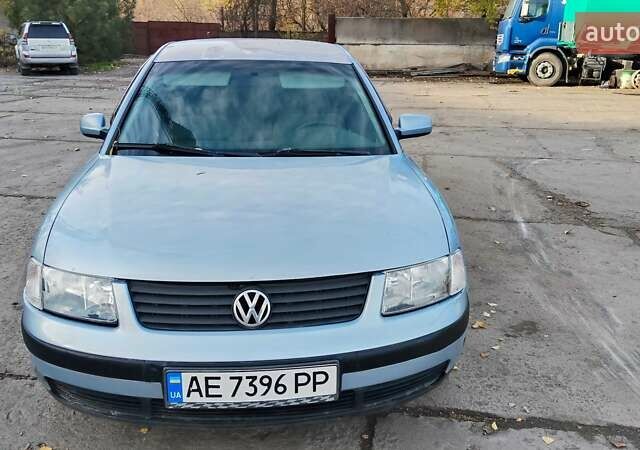 Синій Фольксваген Пассат, об'ємом двигуна 1.8 л та пробігом 231 тис. км за 3100 $, фото 1 на Automoto.ua