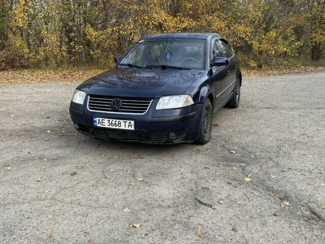 Синий Фольксваген Пассат, объемом двигателя 1.9 л и пробегом 390 тыс. км за 2199 $, фото 1 на Automoto.ua