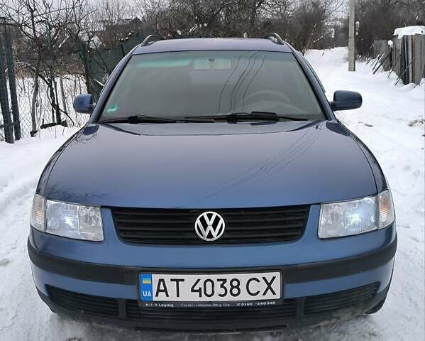 Синій Фольксваген Пассат, об'ємом двигуна 1.6 л та пробігом 309 тис. км за 5000 $, фото 1 на Automoto.ua