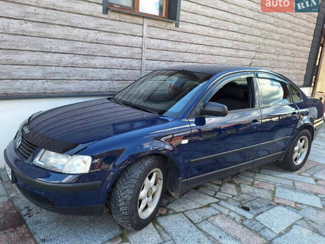 Синій Фольксваген Пассат, об'ємом двигуна 1.9 л та пробігом 255 тис. км за 2999 $, фото 1 на Automoto.ua