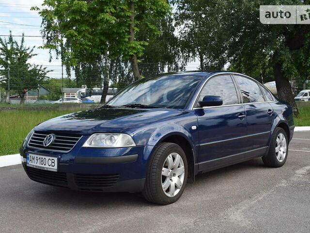 Синій Фольксваген Пассат, об'ємом двигуна 1.8 л та пробігом 324 тис. км за 4499 $, фото 1 на Automoto.ua