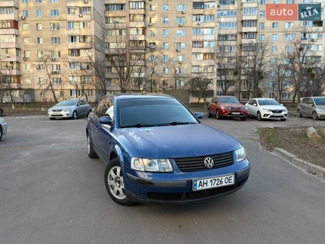 Синій Фольксваген Пассат, об'ємом двигуна 1.8 л та пробігом 231 тис. км за 4500 $, фото 1 на Automoto.ua