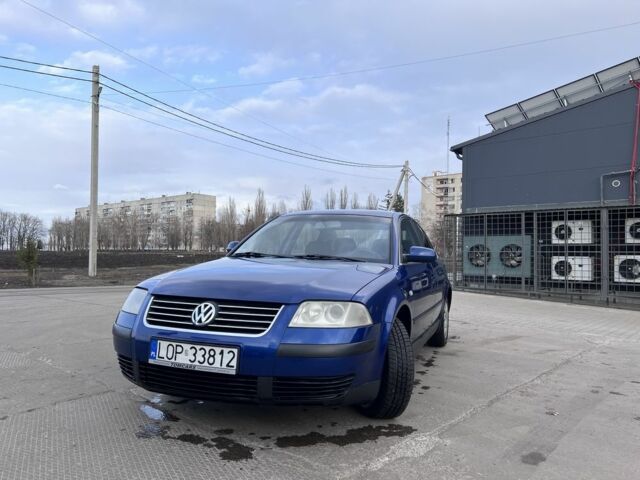 Синий Фольксваген Пассат, объемом двигателя 1.9 л и пробегом 428 тыс. км за 2299 $, фото 1 на Automoto.ua