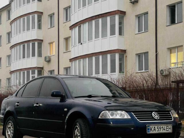 Синий Фольксваген Пассат, объемом двигателя 1.9 л и пробегом 370 тыс. км за 4400 $, фото 1 на Automoto.ua