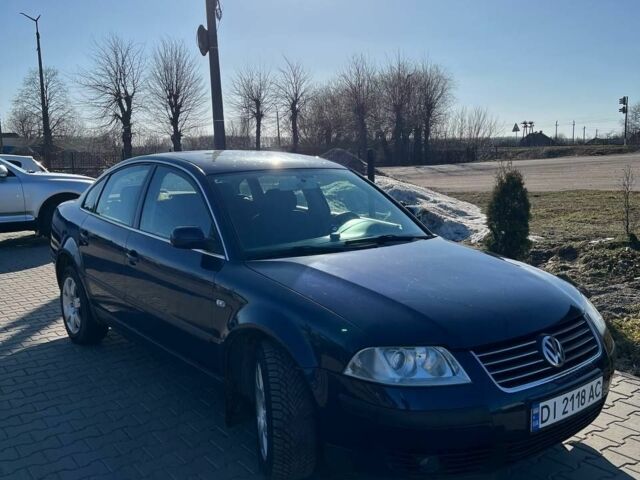 Синий Фольксваген Пассат, объемом двигателя 1.9 л и пробегом 300 тыс. км за 4200 $, фото 1 на Automoto.ua