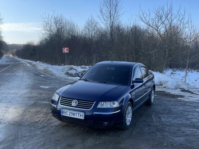 Синий Фольксваген Пассат, объемом двигателя 1.8 л и пробегом 290 тыс. км за 4250 $, фото 1 на Automoto.ua