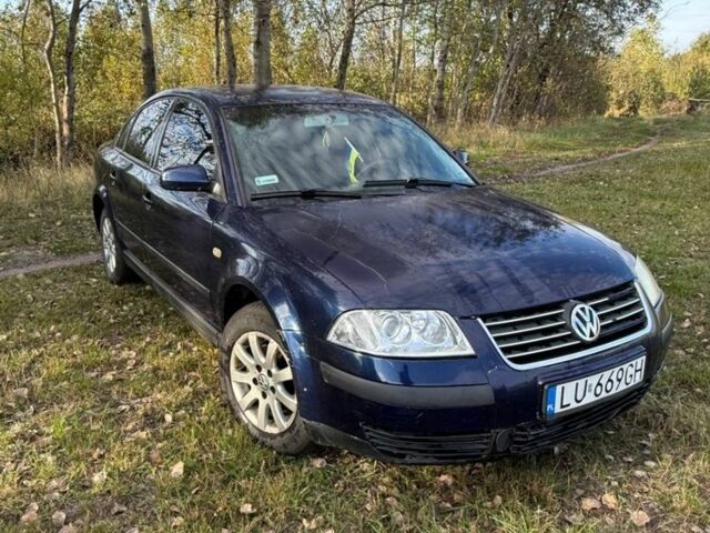 Синий Фольксваген Пассат, объемом двигателя 1.9 л и пробегом 350 тыс. км за 1900 $, фото 1 на Automoto.ua