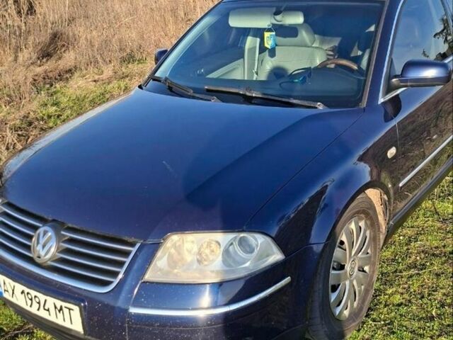 Синій Фольксваген Пассат, об'ємом двигуна 2.5 л та пробігом 300 тис. км за 4200 $, фото 1 на Automoto.ua