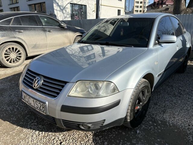 Синий Фольксваген Пассат, объемом двигателя 1.9 л и пробегом 326 тыс. км за 3700 $, фото 1 на Automoto.ua