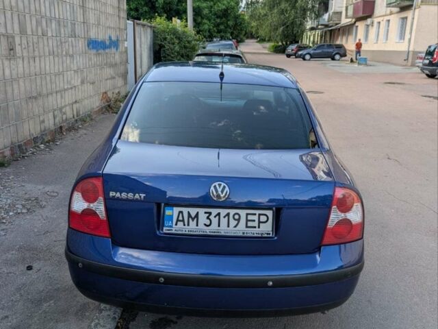 Синій Фольксваген Пассат, об'ємом двигуна 1.6 л та пробігом 280 тис. км за 4200 $, фото 1 на Automoto.ua