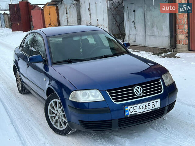 Синий Фольксваген Пассат, объемом двигателя 1.9 л и пробегом 300 тыс. км за 2999 $, фото 1 на Automoto.ua