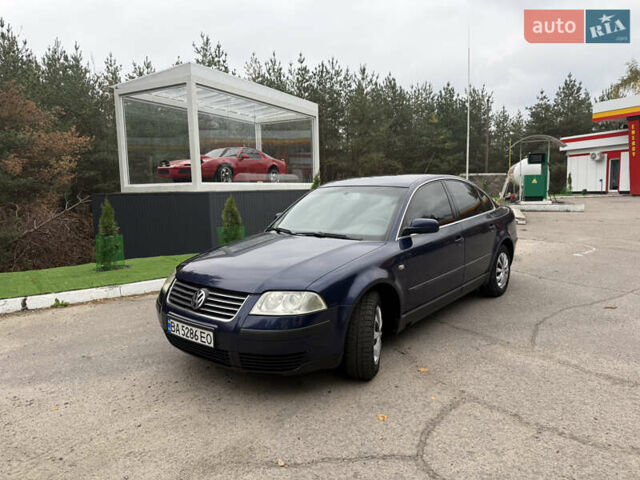 Синій Фольксваген Пассат, об'ємом двигуна 1.6 л та пробігом 388 тис. км за 3999 $, фото 1 на Automoto.ua
