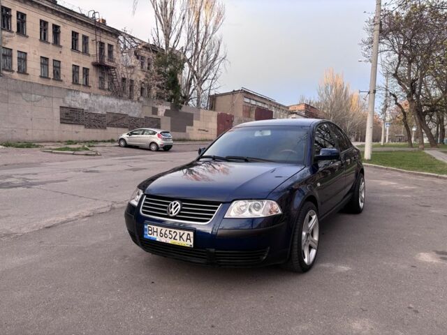 Синий Фольксваген Пассат, объемом двигателя 1.8 л и пробегом 409 тыс. км за 4500 $, фото 1 на Automoto.ua