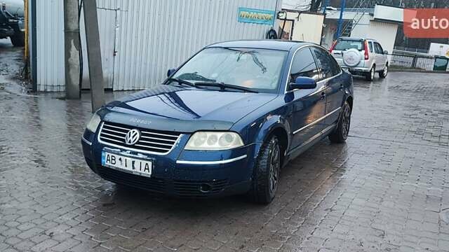 Синий Фольксваген Пассат, объемом двигателя 1.78 л и пробегом 364 тыс. км за 4000 $, фото 1 на Automoto.ua