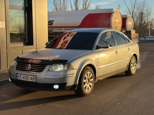 Синий Фольксваген Пассат, объемом двигателя 1.9 л и пробегом 230 тыс. км за 3350 $, фото 1 на Automoto.ua