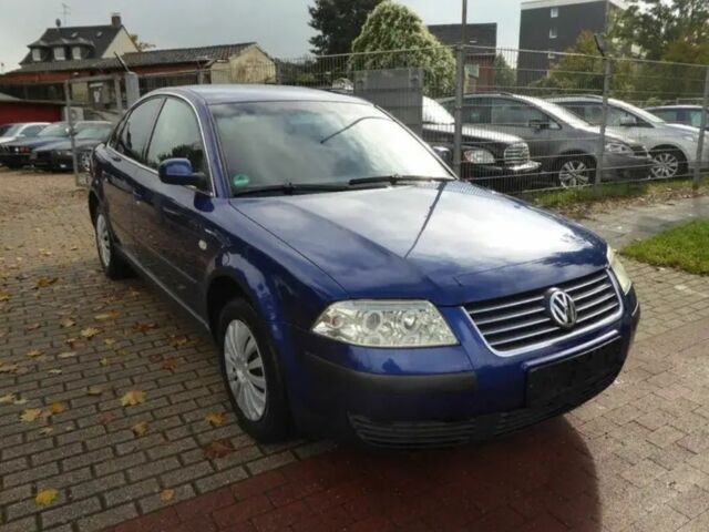 Синій Фольксваген Пассат, об'ємом двигуна 0 л та пробігом 244 тис. км за 1650 $, фото 1 на Automoto.ua