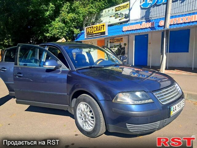 Синий Фольксваген Пассат, объемом двигателя 1.9 л и пробегом 337 тыс. км за 5100 $, фото 1 на Automoto.ua