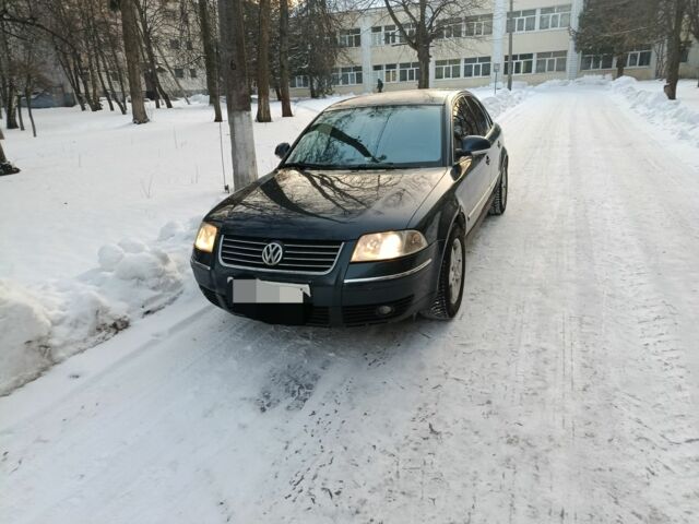 Синий Фольксваген Пассат, объемом двигателя 2 л и пробегом 407 тыс. км за 5300 $, фото 1 на Automoto.ua