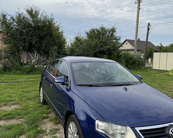 Синій Фольксваген Пассат, об'ємом двигуна 1.97 л та пробігом 340 тис. км за 5650 $, фото 1 на Automoto.ua