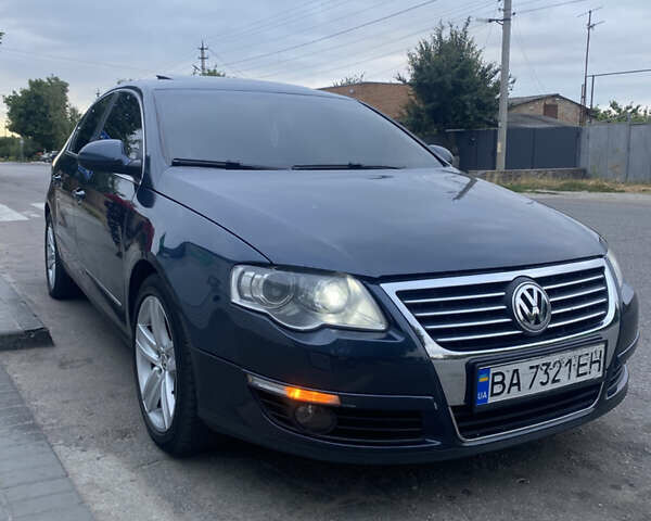 Синій Фольксваген Пассат, об'ємом двигуна 2 л та пробігом 320 тис. км за 7300 $, фото 1 на Automoto.ua