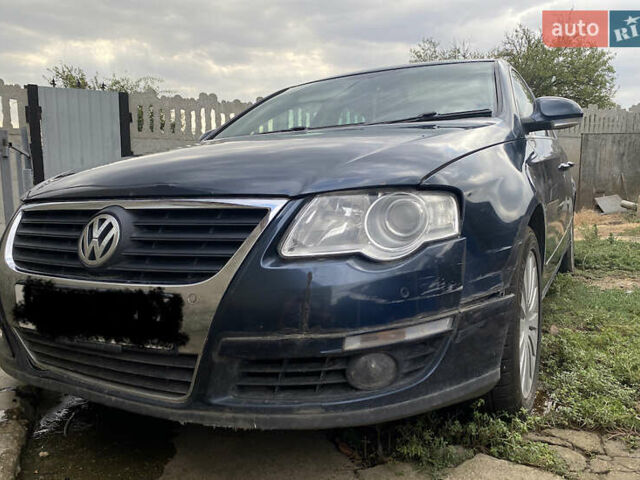 Синий Фольксваген Пассат, объемом двигателя 0 л и пробегом 150 тыс. км за 2397 $, фото 1 на Automoto.ua