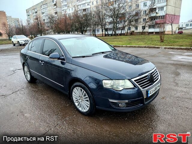 Синий Фольксваген Пассат, объемом двигателя 3.2 л и пробегом 286 тыс. км за 5200 $, фото 1 на Automoto.ua