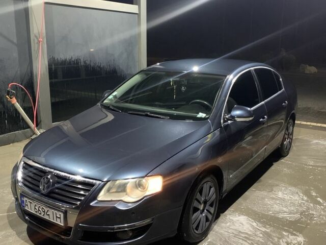 Синий Фольксваген Пассат, объемом двигателя 2 л и пробегом 314 тыс. км за 5699 $, фото 1 на Automoto.ua