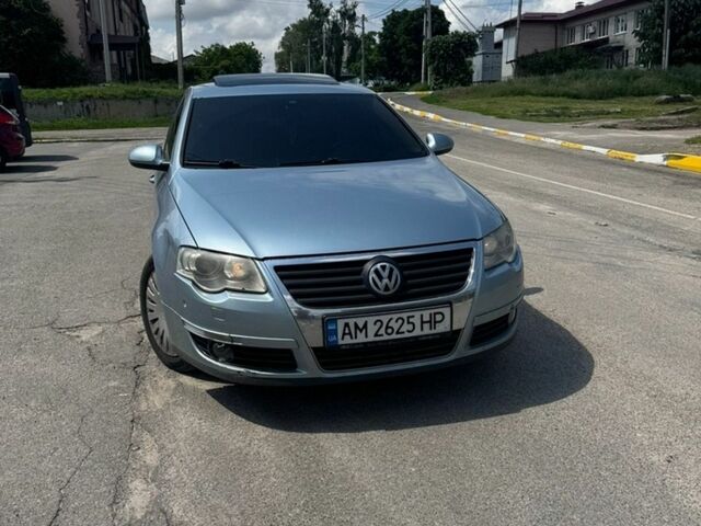 Синій Фольксваген Пассат, об'ємом двигуна 1.8 л та пробігом 332 тис. км за 5700 $, фото 1 на Automoto.ua