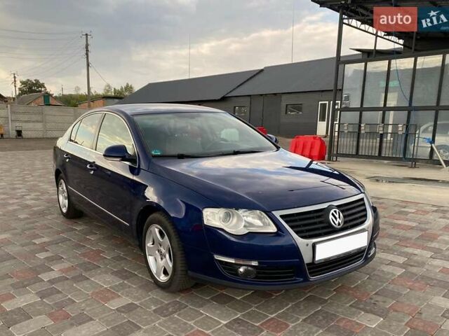 Синій Фольксваген Пассат, об'ємом двигуна 1.8 л та пробігом 205 тис. км за 5500 $, фото 1 на Automoto.ua