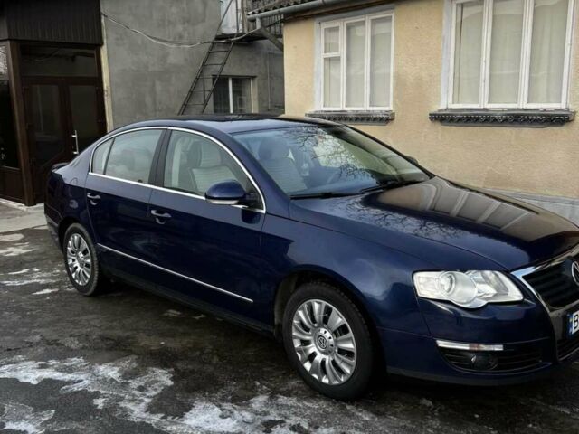 Синий Фольксваген Пассат, объемом двигателя 1.6 л и пробегом 180 тыс. км за 6800 $, фото 1 на Automoto.ua