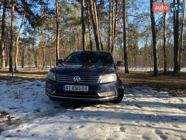 Синий Фольксваген Пассат, объемом двигателя 1.39 л и пробегом 246 тыс. км за 8900 $, фото 1 на Automoto.ua
