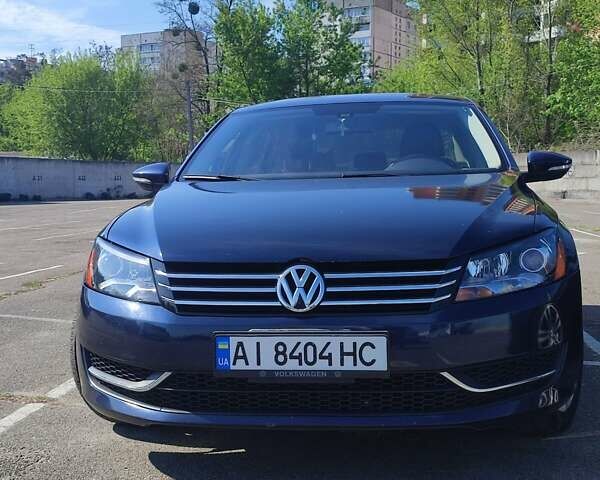 Синий Фольксваген Пассат, объемом двигателя 2.5 л и пробегом 216 тыс. км за 10500 $, фото 1 на Automoto.ua